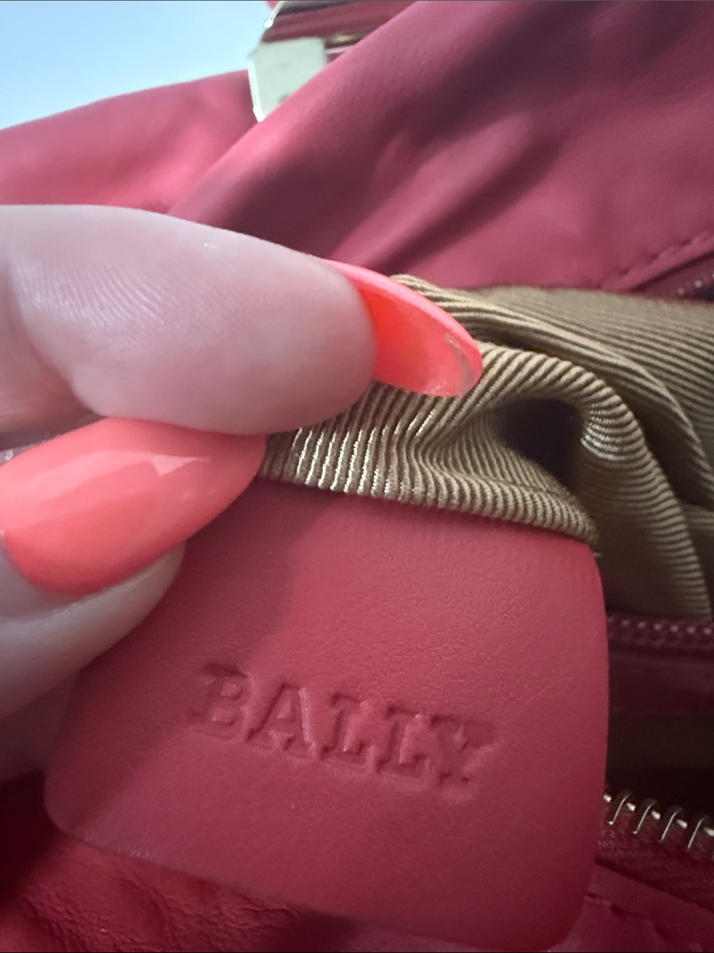 Bally Pink Leather Weekender Satchel Bag - Picture 16 of 16